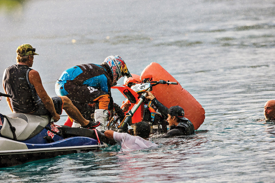 ROBBIE MADDISON