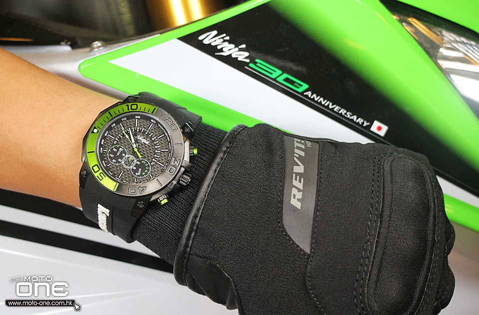 2015 KAWASAKI NINJA 30 WATCH