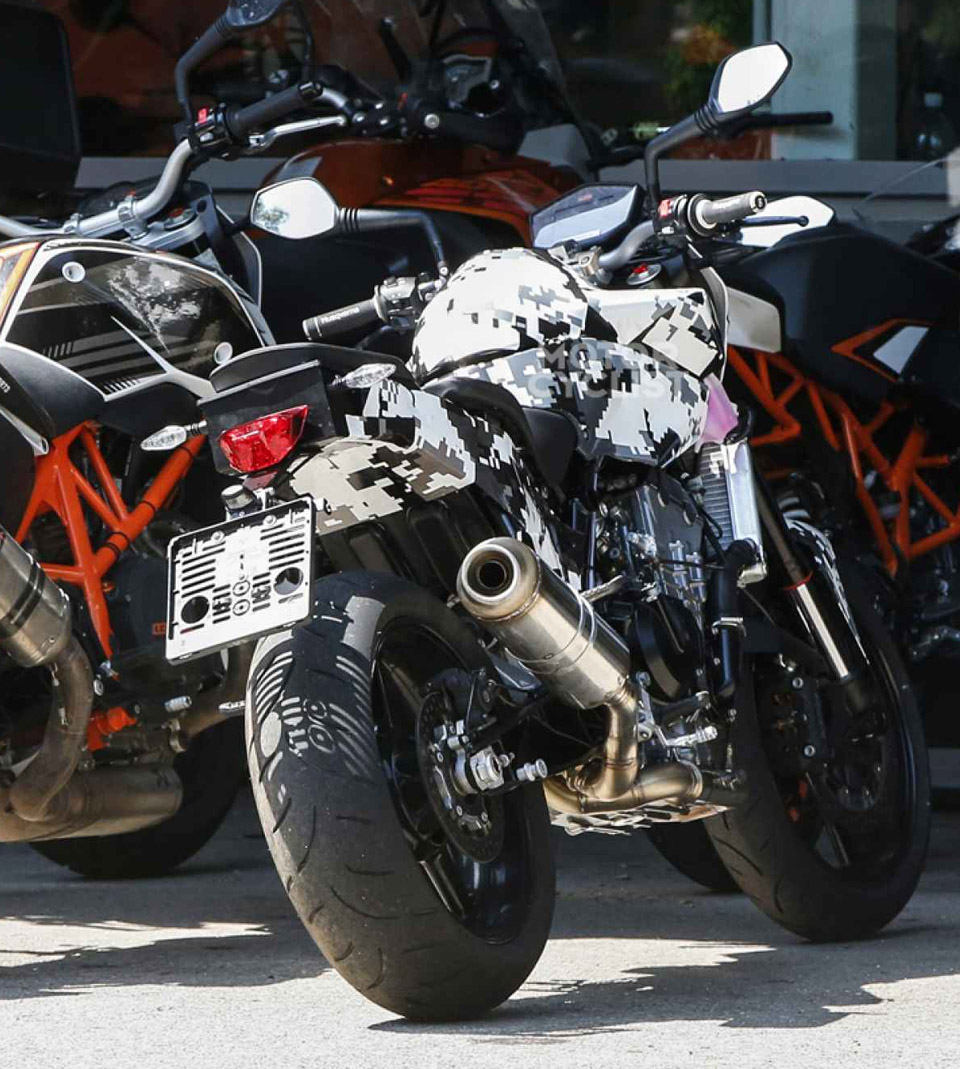 KTM DUKE 800