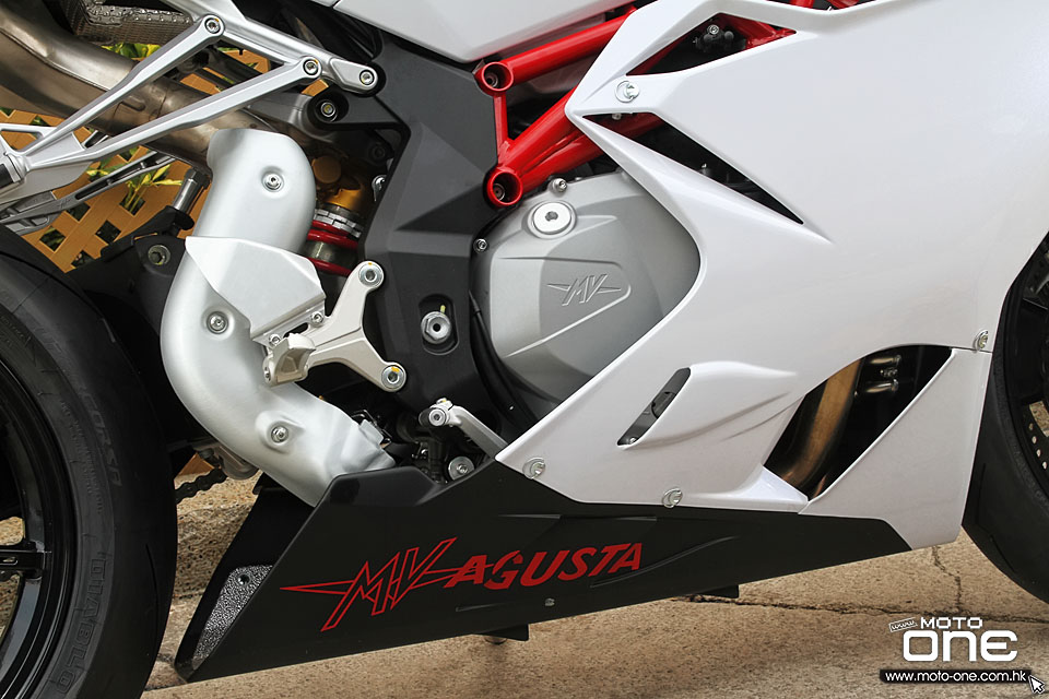 2015 MV AGUSTA F4