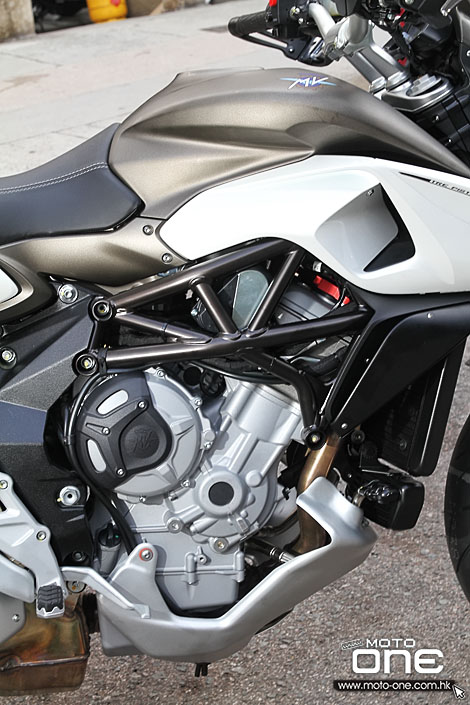 2015 MV Agusta Stradale 800