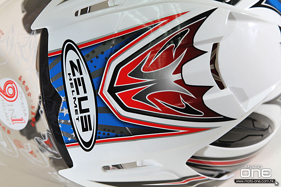 2015 ZEUS HELMET ZS-613A