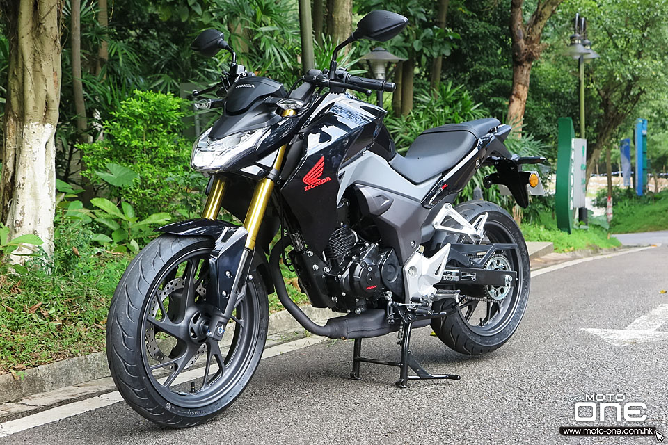 2015 HONDA CB190R