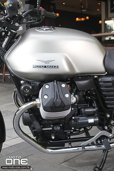 2015 MOTO GUZZI V7 II