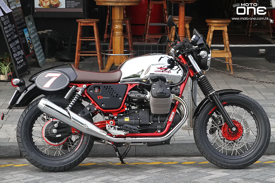 2015 MOTO GUZZI V7 II