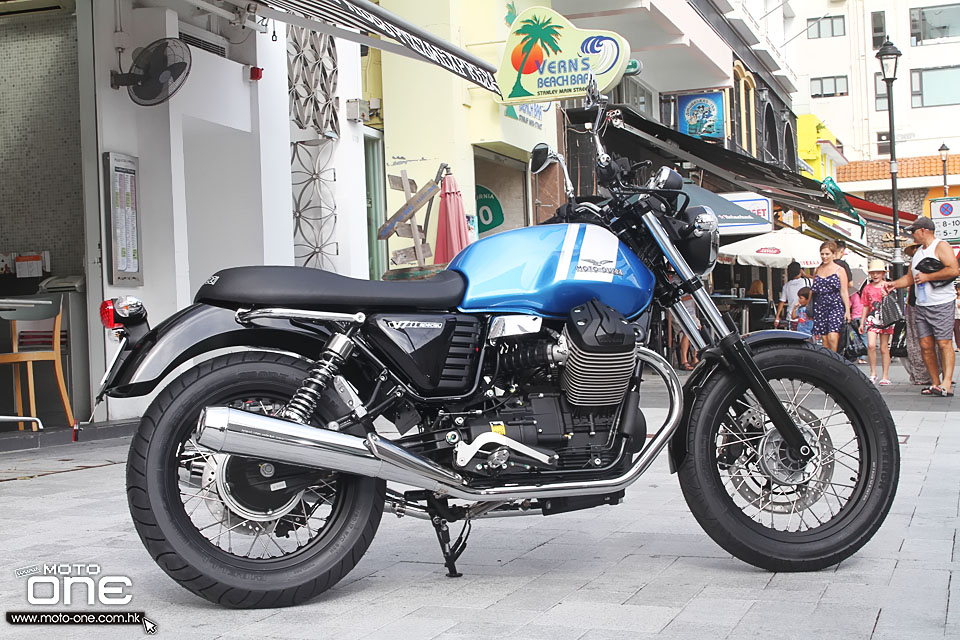 2015 MOTO GUZZI V7 II