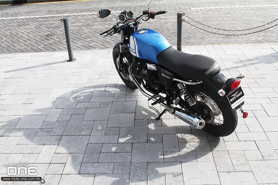 2015 MOTO GUZZI V7 II