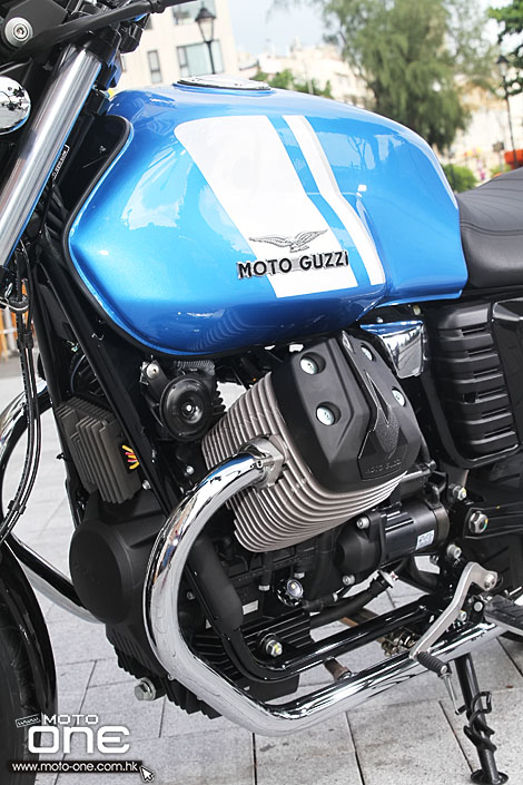 2015 MOTO GUZZI V7 II