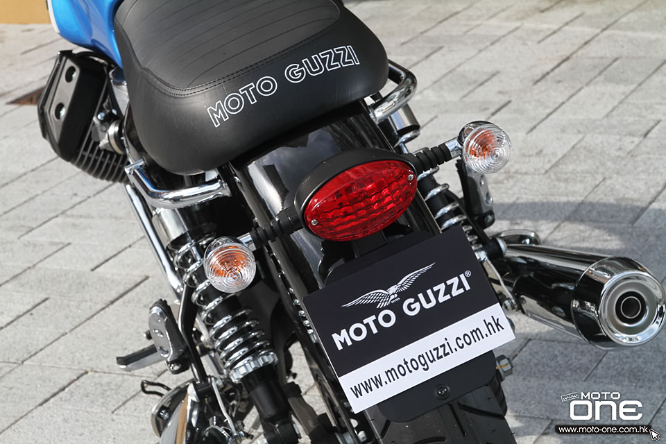 2015 MOTO GUZZI V7 II