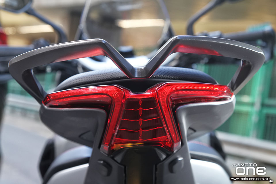 2015 MV Agusta Turismo Veloce 800