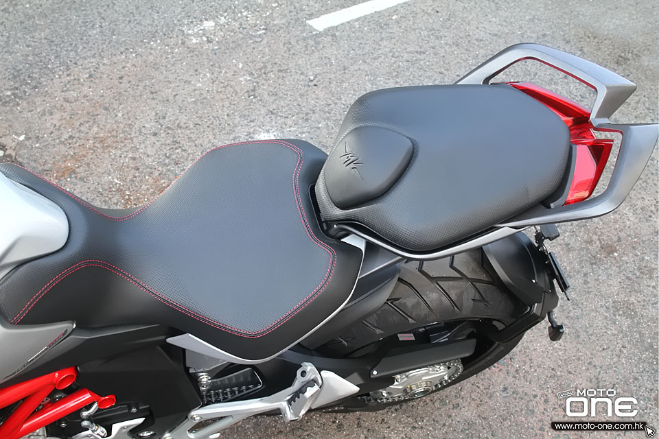 2015 MV Agusta Turismo Veloce 800