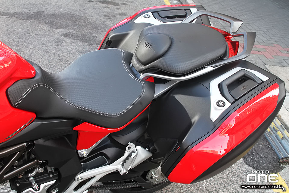 2015 MV Agusta Turismo Veloce 800