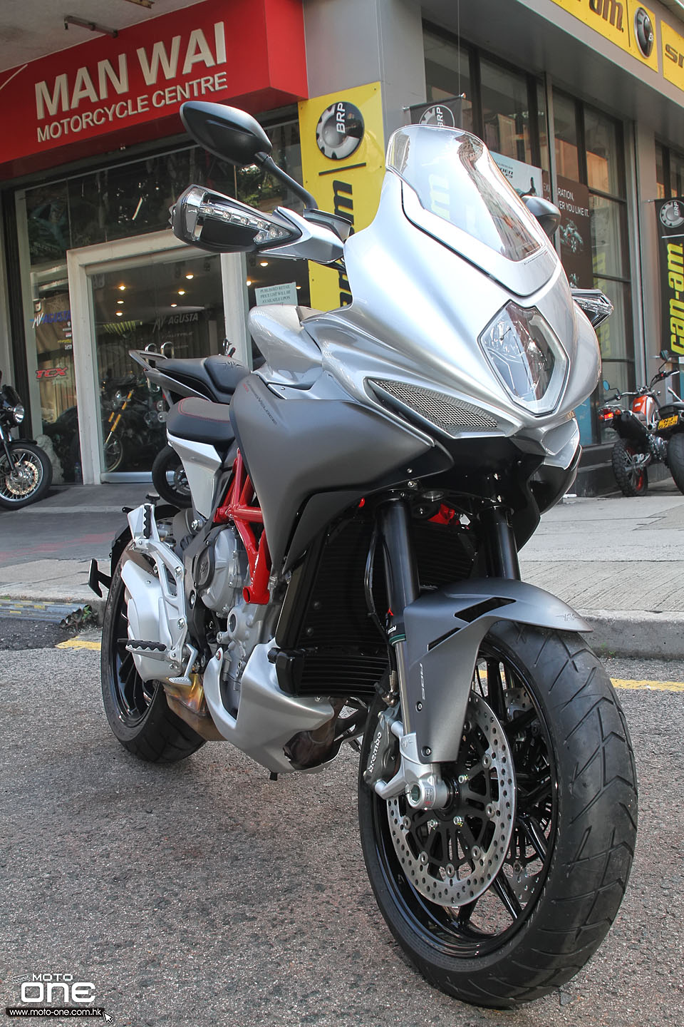 2015 MV Agusta Turismo Veloce 800