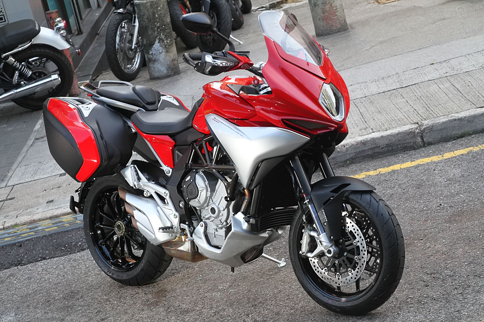 2015 MV Agusta Turismo Veloce 800