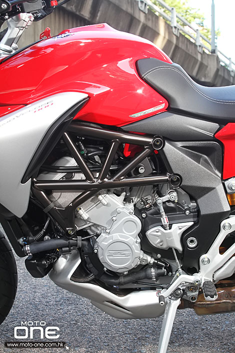 2015 MV Agusta Turismo Veloce 800