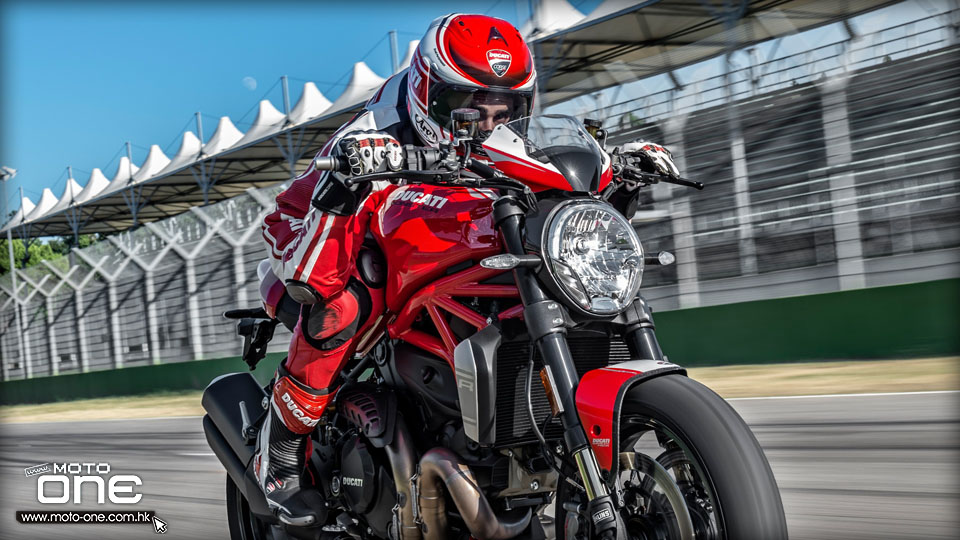 2016 DUCATI MONSTER 1200R