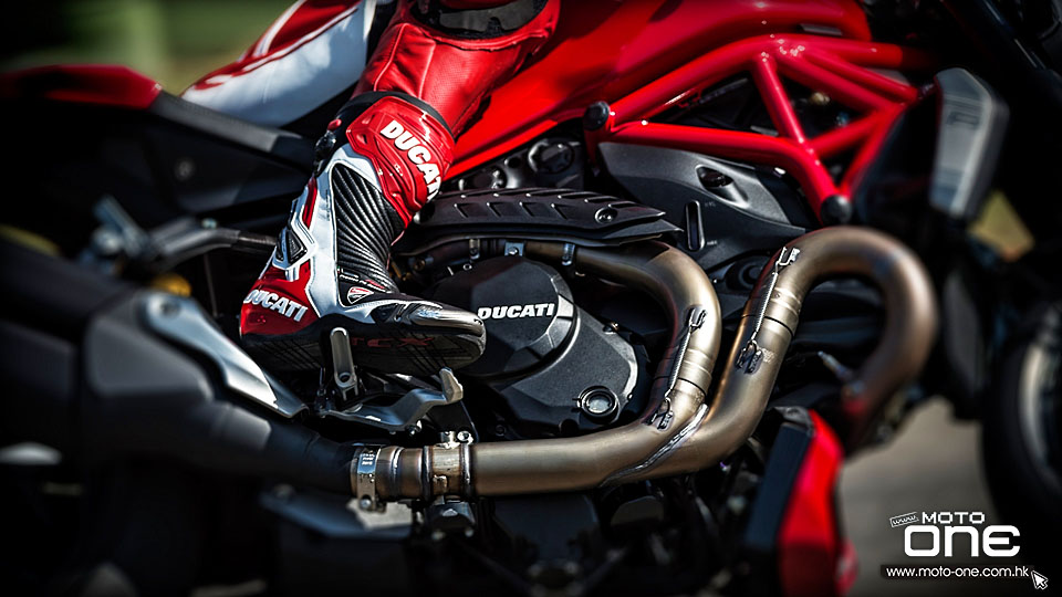 2016 DUCATI MONSTER 1200R