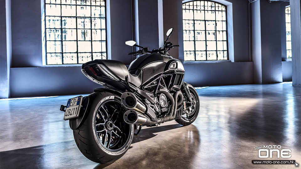 2016 Diavel Carbon