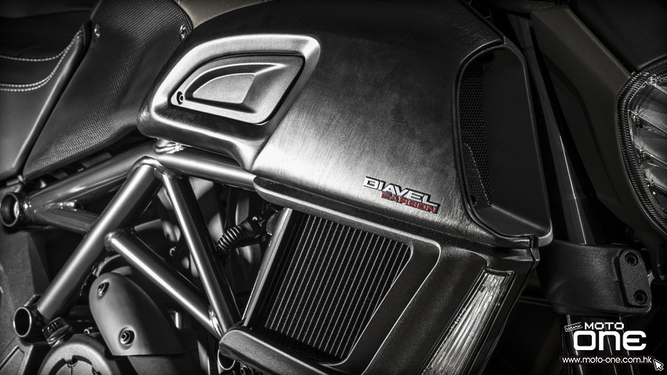 2016 Diavel Carbon