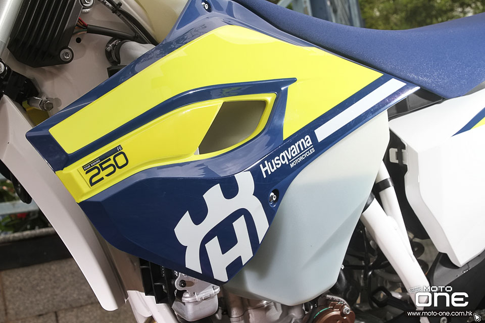 2016 HUSQVARNA FE250