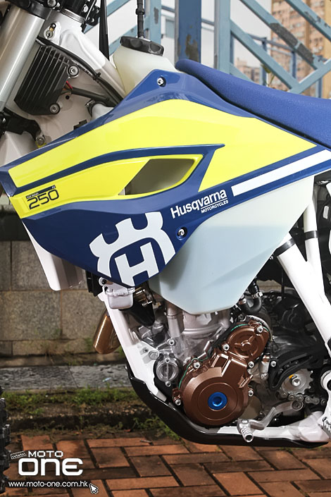 2016 HUSQVARNA FE250