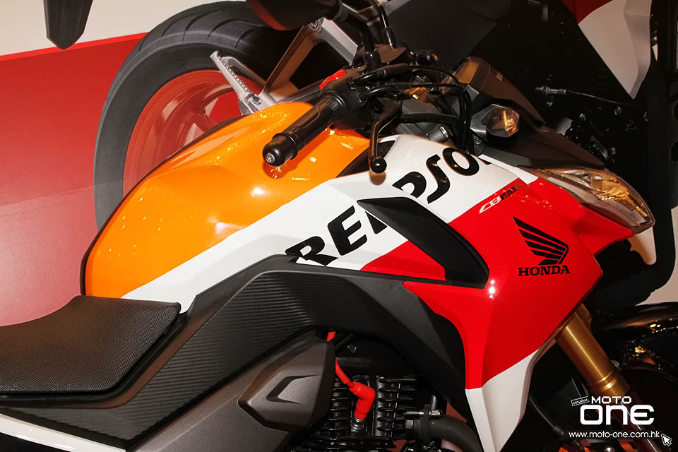 2015 HONDA CB190R RESPOL