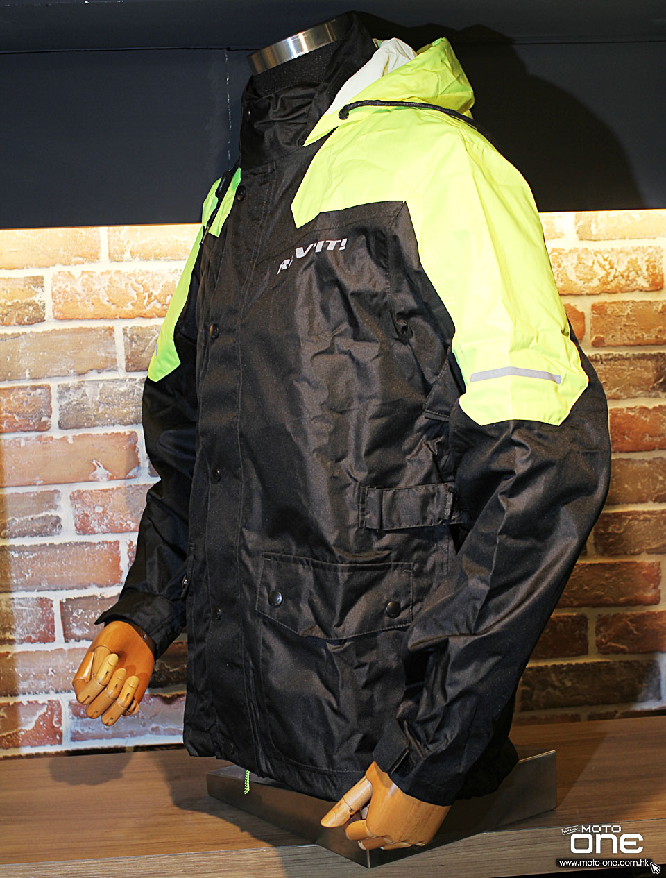 2015 REVIT RAIN JACKET