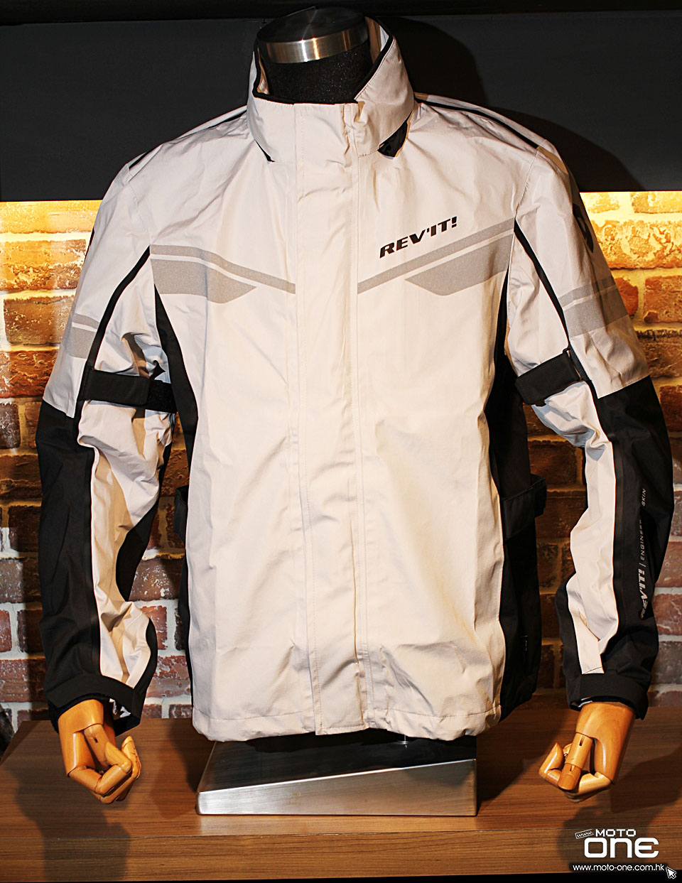 2015 REVIT RAIN JACKET