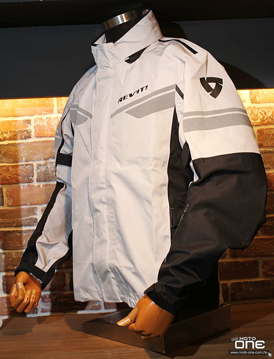 2015 REVIT RAIN JACKET