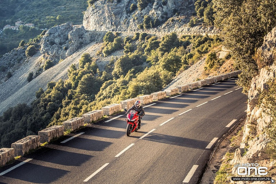 2016 honda cbr500r