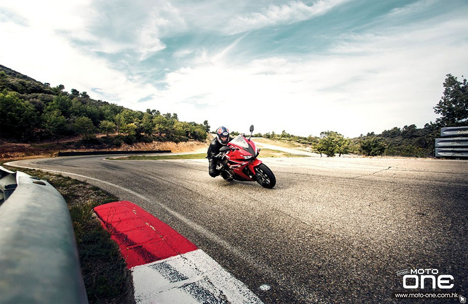 2016 honda cbr500r