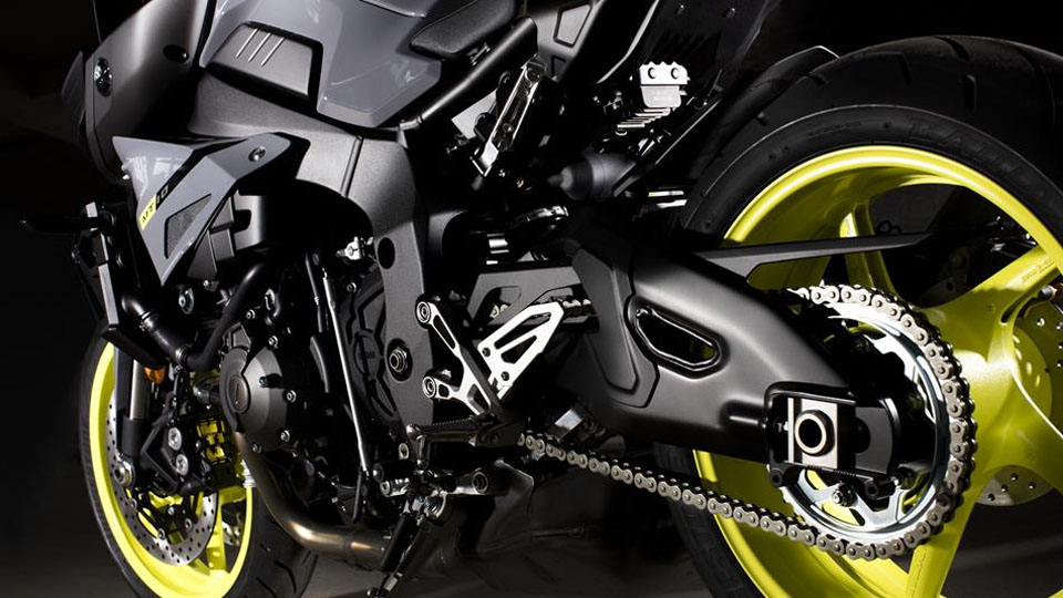 YAMAHA MT-10