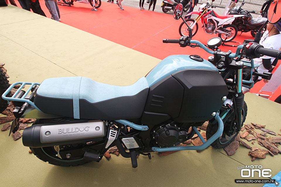 2015 HONDA BULLDOG