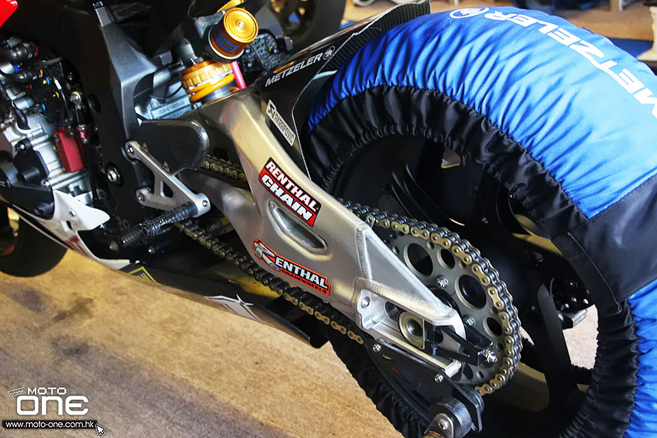 2015 MACAU GP YAMAHA YZF-R1 Stuart Easton
