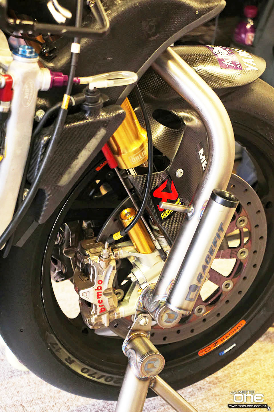 2015 MACAU GP YAMAHA YZF-R1 Stuart Easton