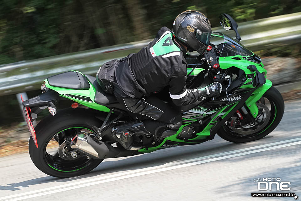 2016 KAWASAKI ZX-10R TEST