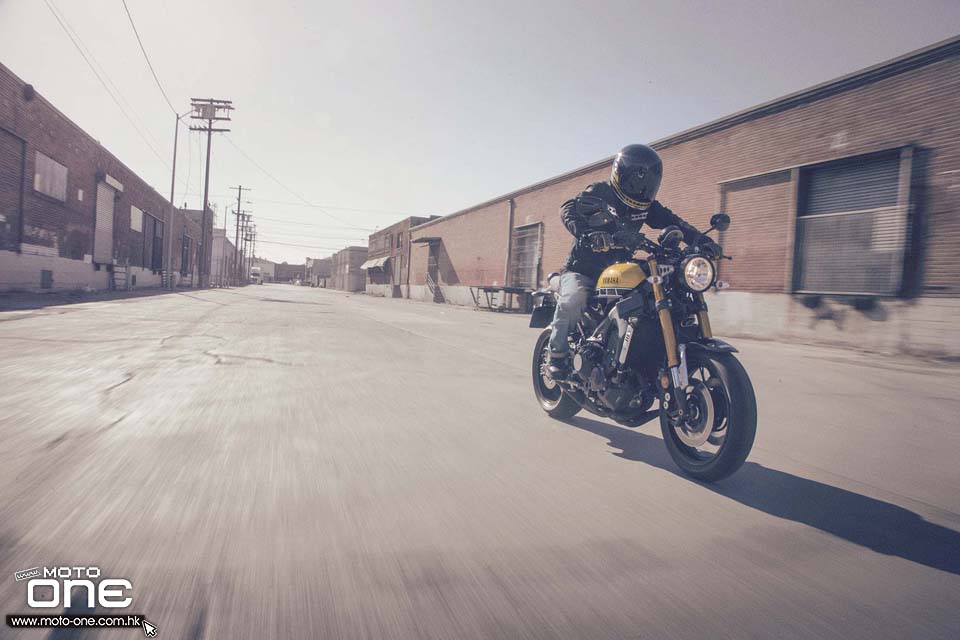 2016 Yamaha XSR900