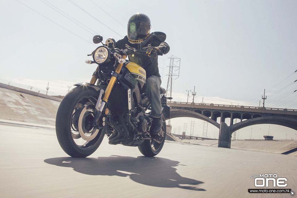 2016 Yamaha XSR900