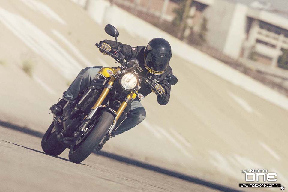 2016 Yamaha XSR900