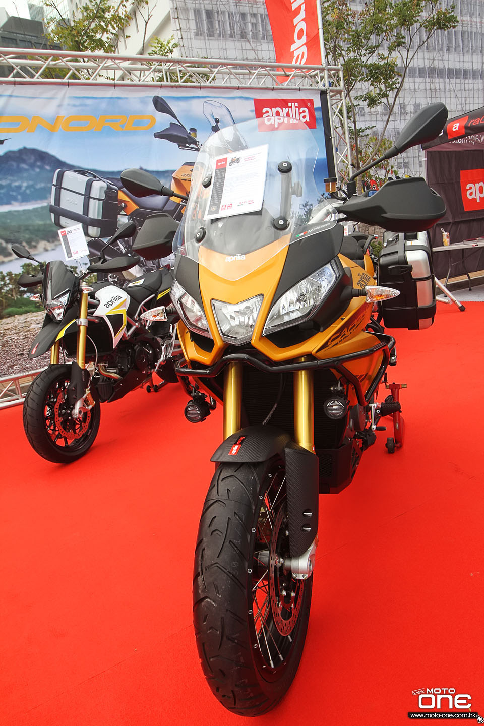 2015 APRILIA HK BIKESHOW