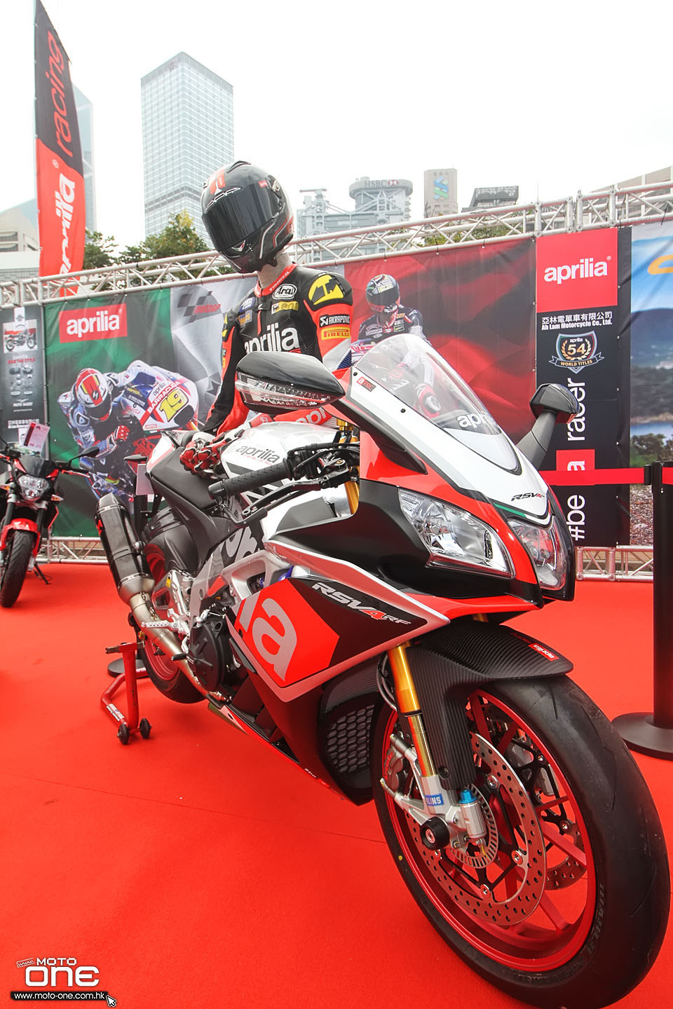 2015 APRILIA HK BIKESHOW