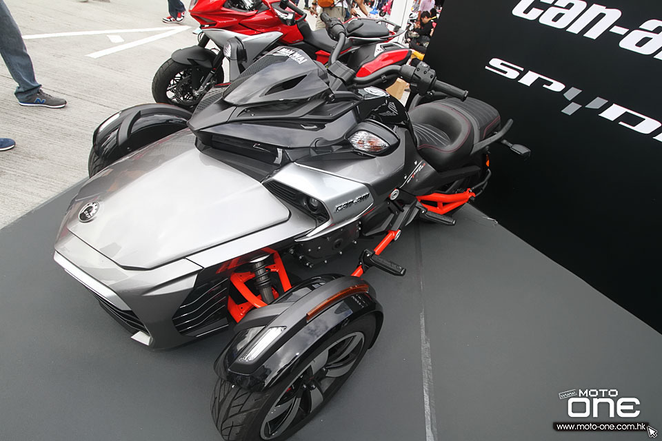 2015 MANWAI MV AGUSTA CAN-AM SPYDER