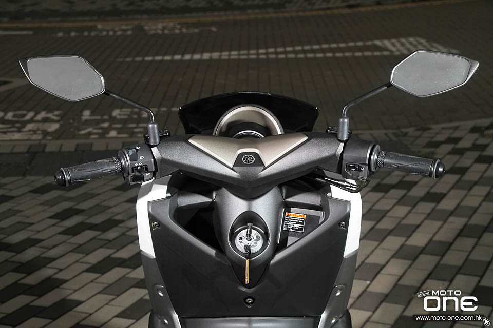 2015 YAMAHA NMAX155 TEST