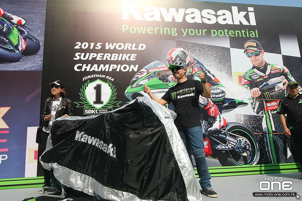 2015 KAWASAKI TITANIC HK BIKESHOW