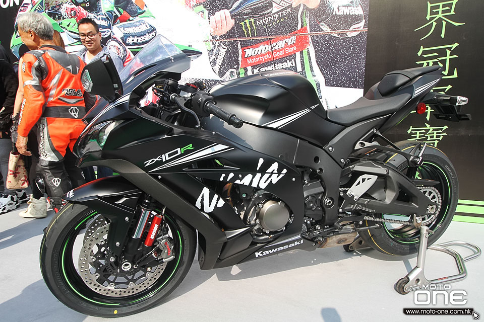 2015 KAWASAKI TITANIC HK BIKESHOW