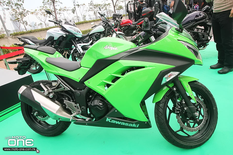 2015 KAWASAKI TITANIC HK BIKESHOW