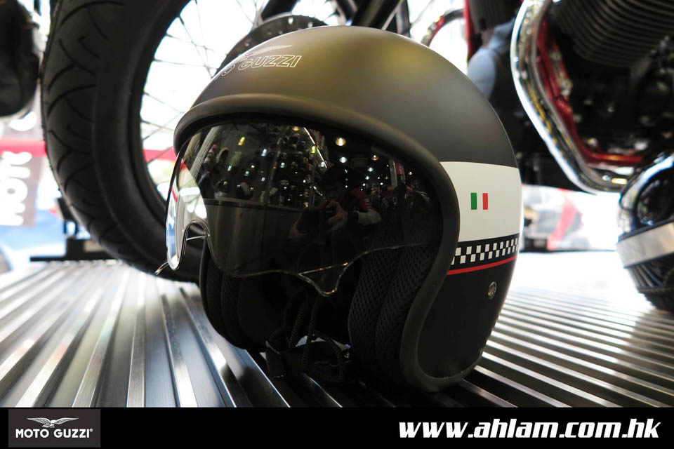 2016 Moto Guzzi Helmet