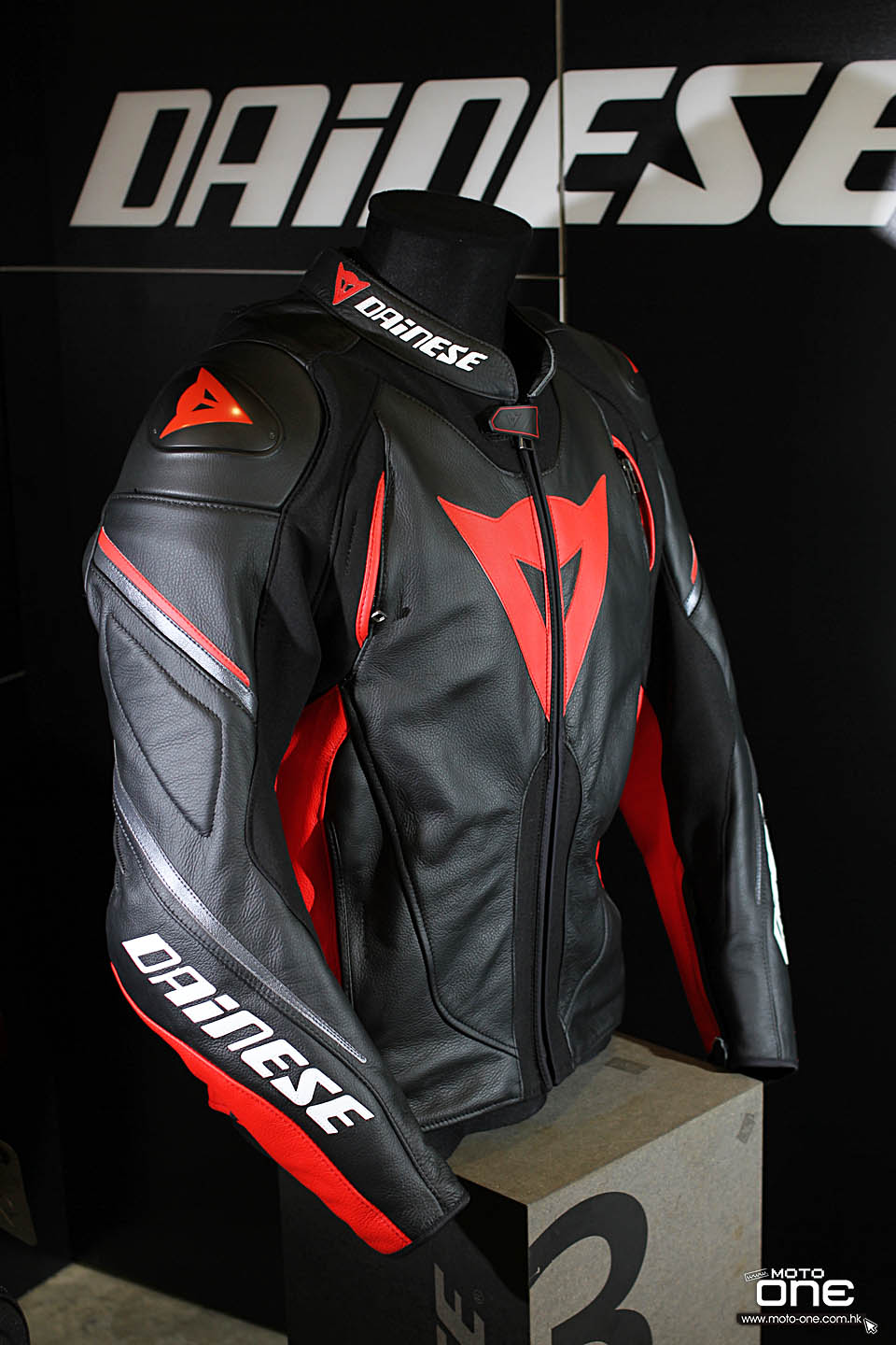 2016 DAINESE PRODUCTS