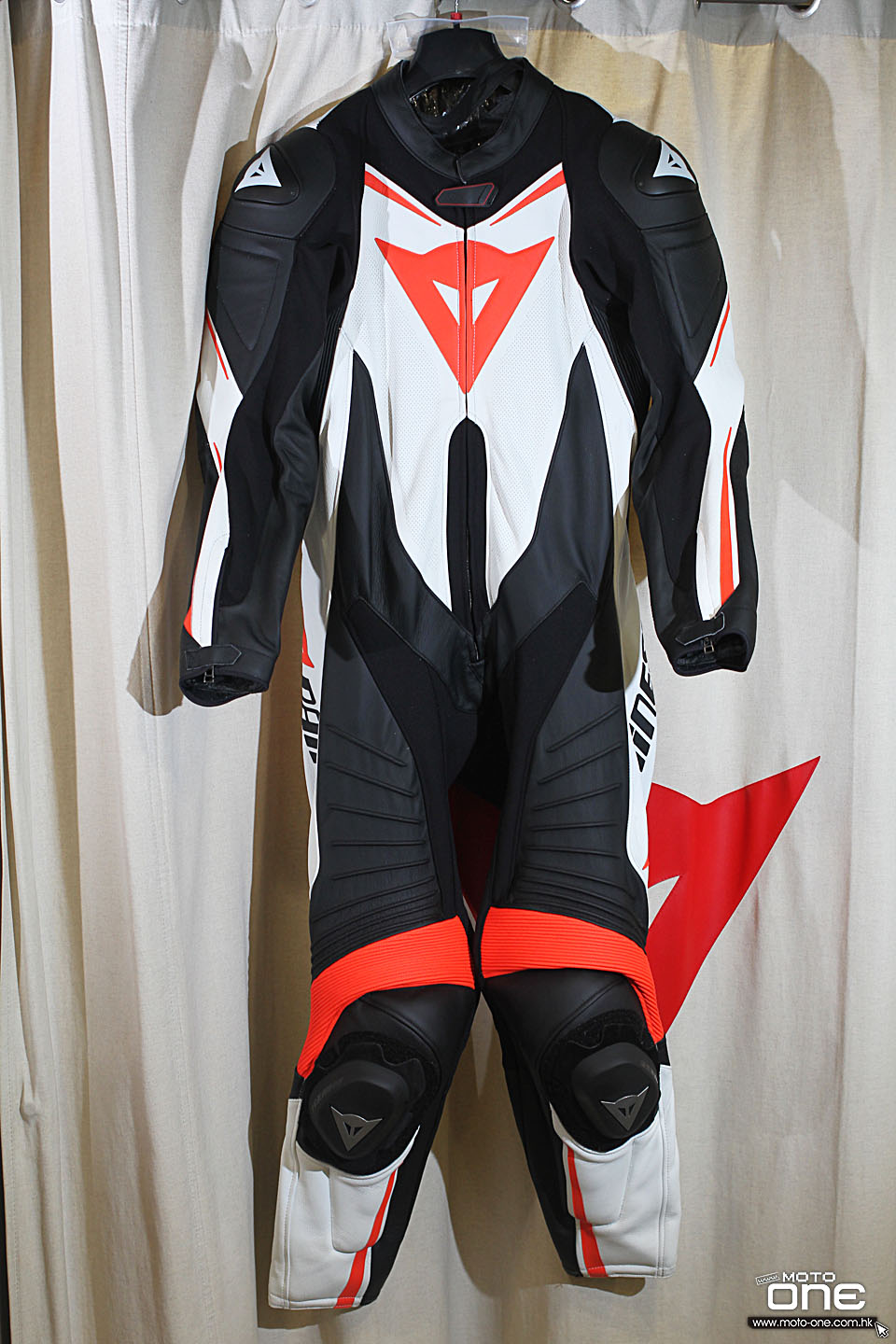 2016 DAINESE PRODUCTS