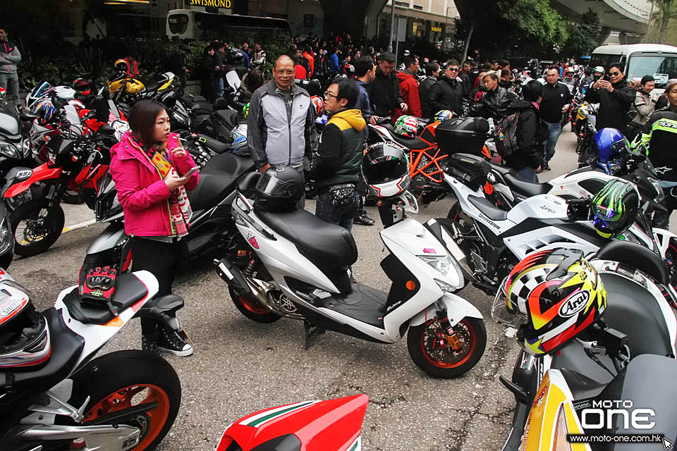 2016 CHINESE NEW YEAR RIDING